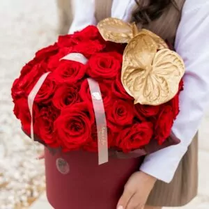 Red romantic roses